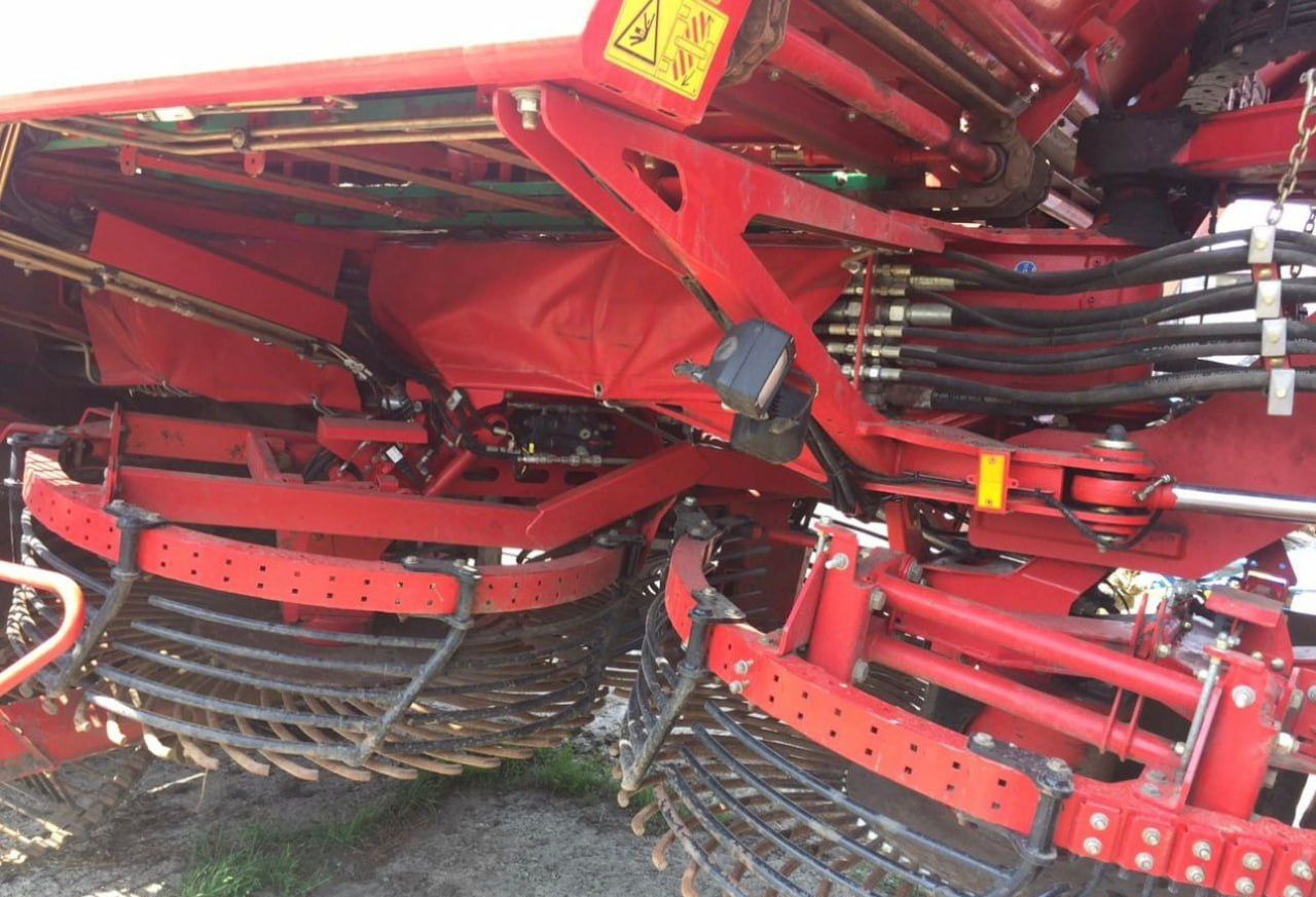 Свеклоуборочный комбайн Grimme Rexor 620: фото 6