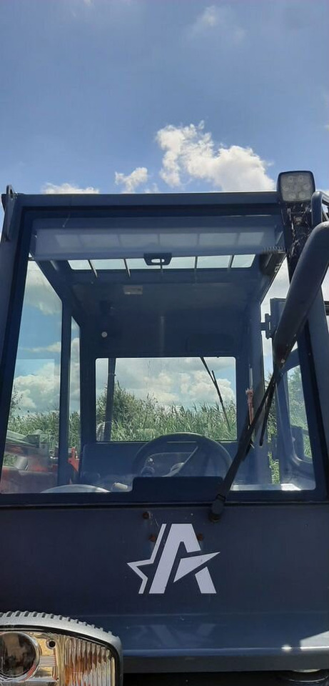 Телескопический погрузчик Heli 35H46-84-P1: фото 20 Телескопический погрузчик Heli 35H46-84-P1: фото 20