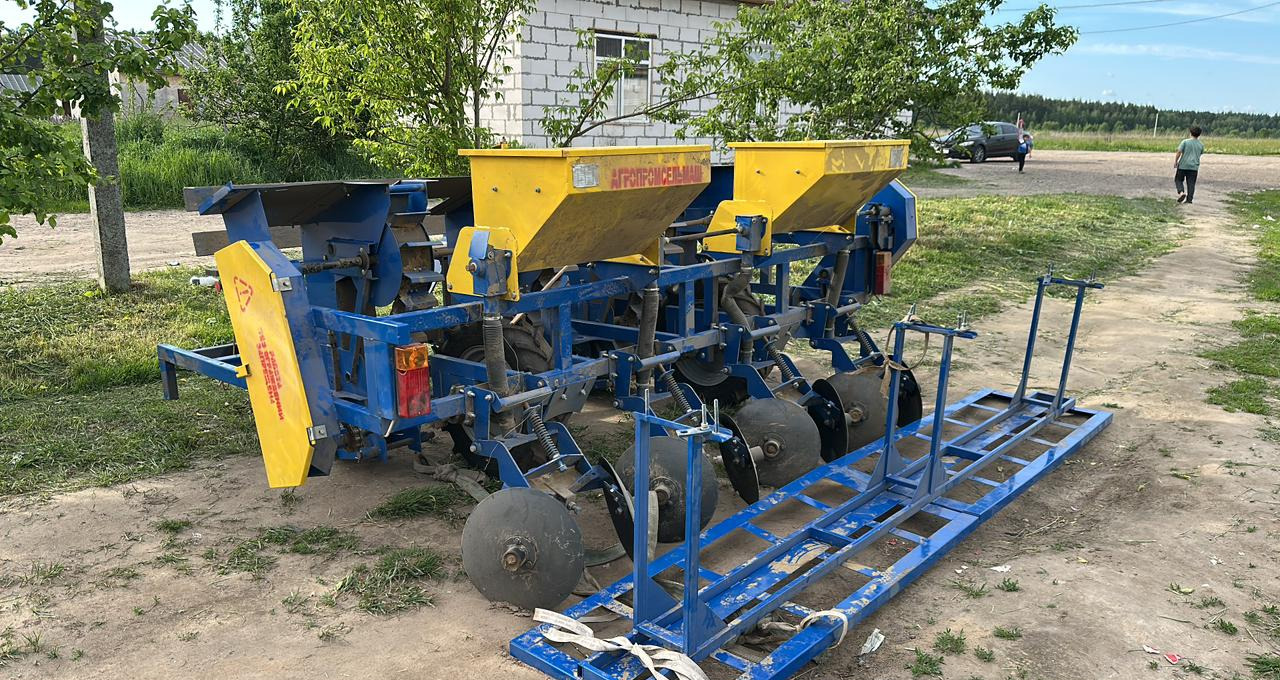 Картофелесажалка СПК-4 - Картофелесажалка: фото 2 Картофелесажалка СПК-4 - Картофелесажалка: фото 2