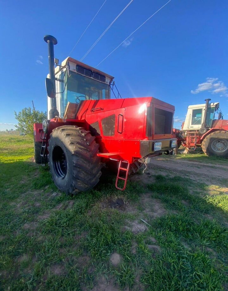 Кировец К-744Р2 - Трактор: фото 1 Кировец К-744Р2 - Трактор: фото 1