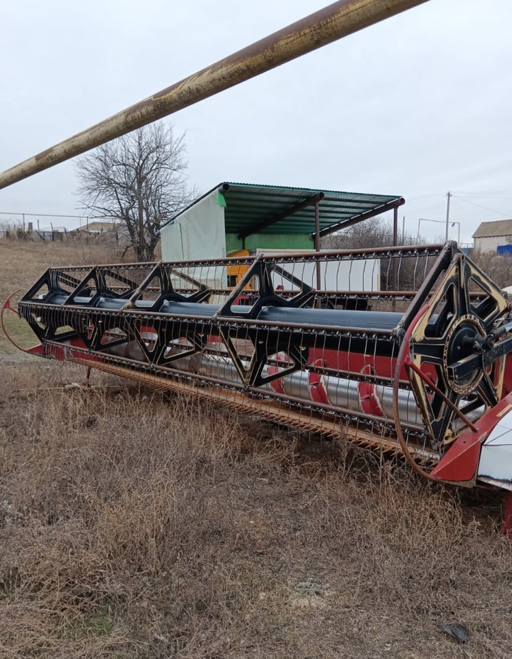 Зерноуборочный комбайн Комбайн Акрос 550: фото 8 Зерноуборочный комбайн Комбайн Акрос 550: фото 8