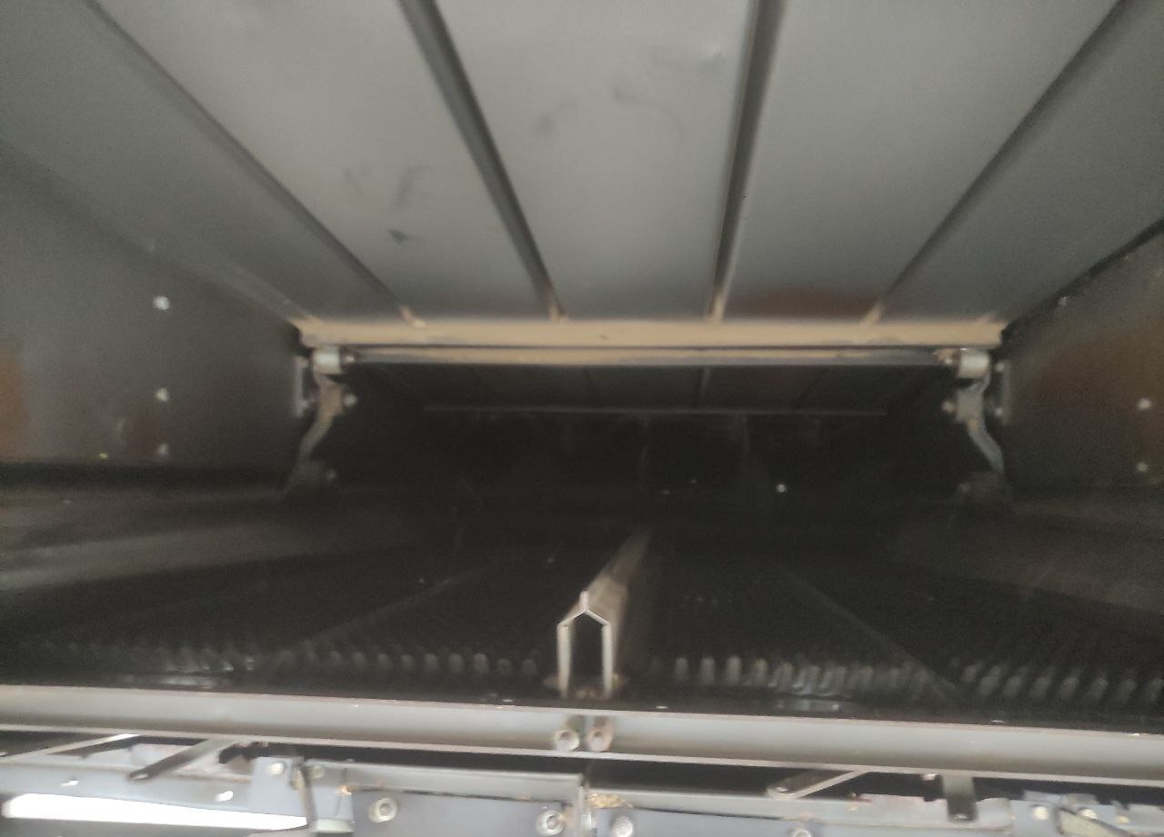 Зерноуборочный комбайн Комбайн Claas Mega 350: фото 10 Зерноуборочный комбайн Комбайн Claas Mega 350: фото 10