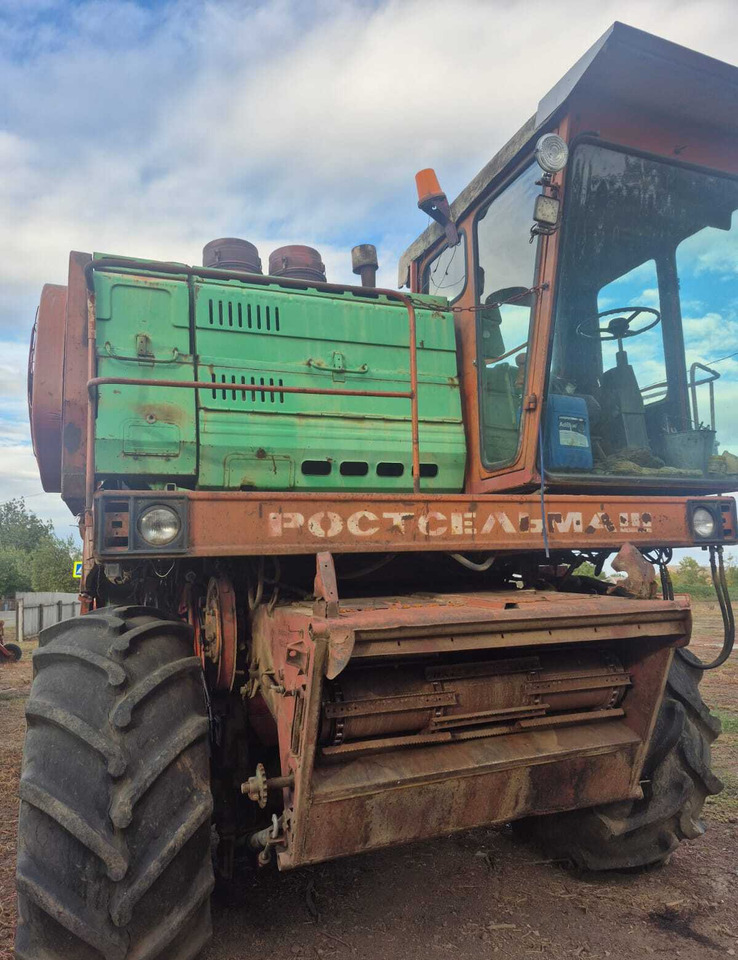 Комбайн Дон-1500 А - Зерноуборочный комбайн: фото 3 Комбайн Дон-1500 А - Зерноуборочный комбайн: фото 3