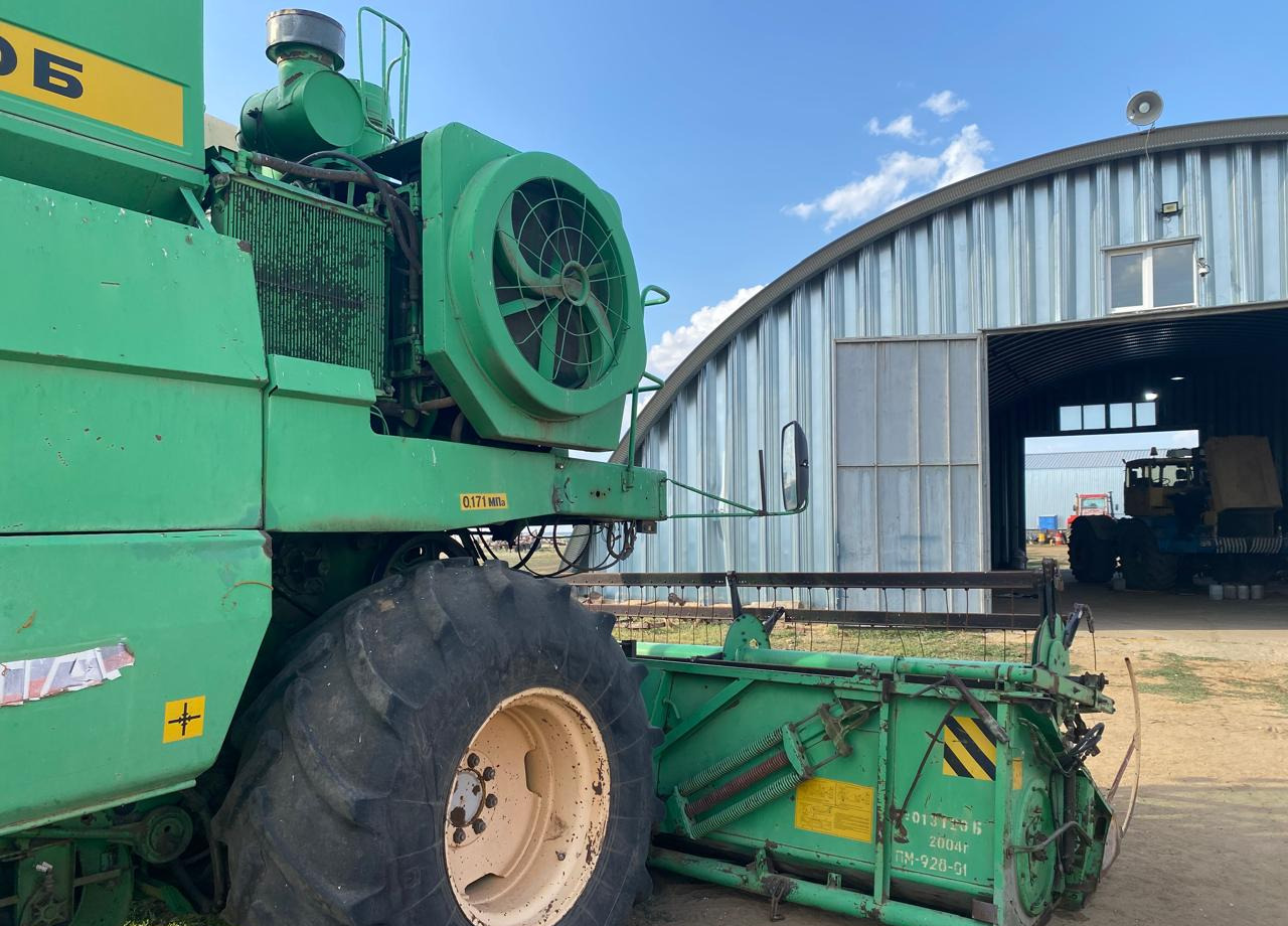 Комбайн Дон-1500 Б - Зерноуборочный комбайн: фото 5 Комбайн Дон-1500 Б - Зерноуборочный комбайн: фото 5