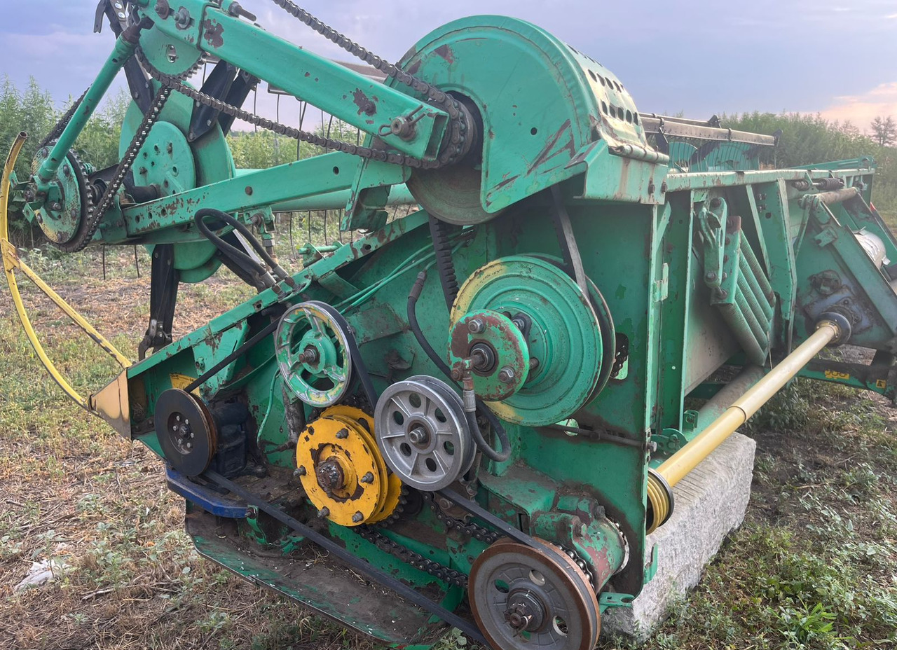 Зерноуборочный комбайн Комбайн Дон 1500 Б: фото 10 Зерноуборочный комбайн Комбайн Дон 1500 Б: фото 10