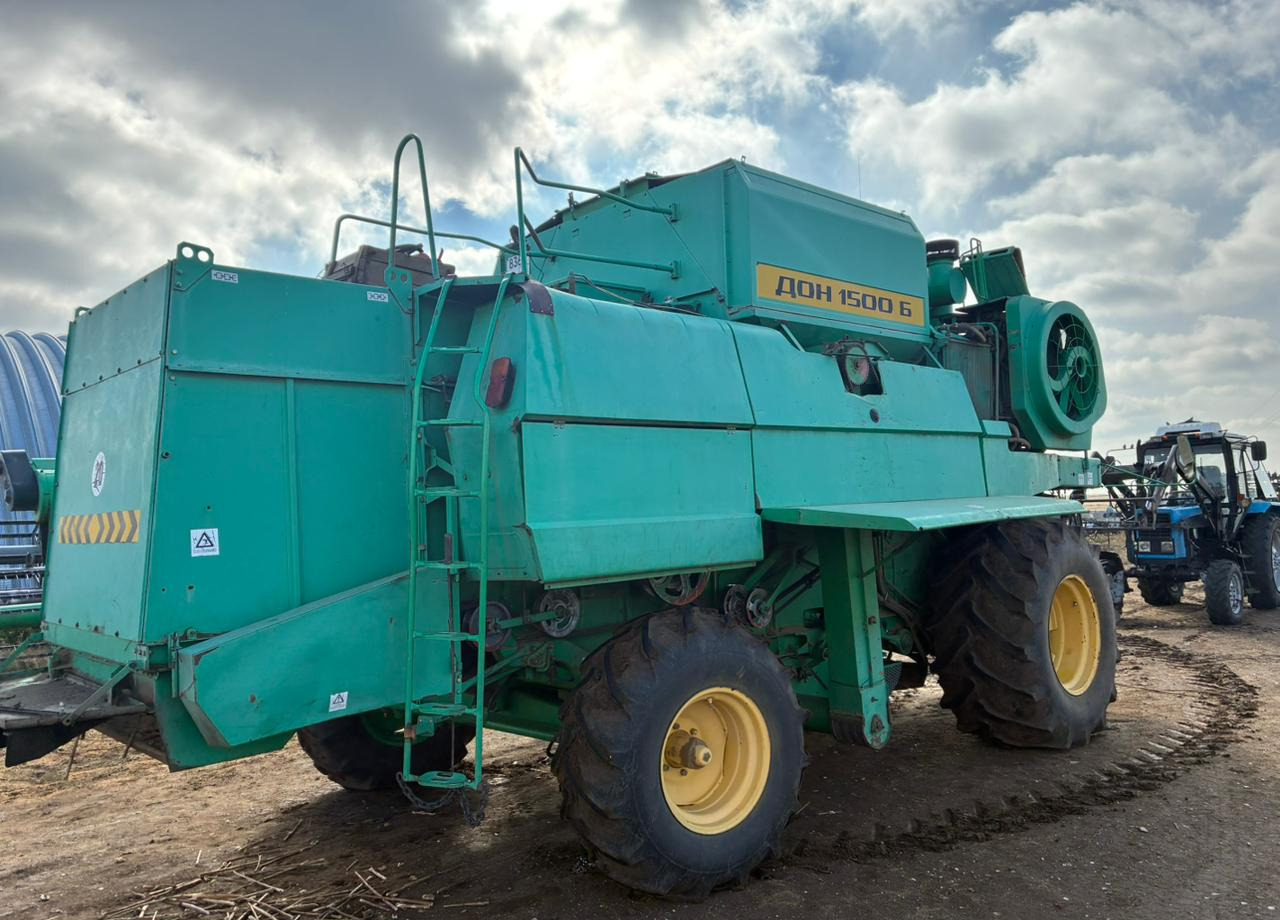 Комбайн Дон-1500 Б - Зерноуборочный комбайн: фото 4 Комбайн Дон-1500 Б - Зерноуборочный комбайн: фото 4