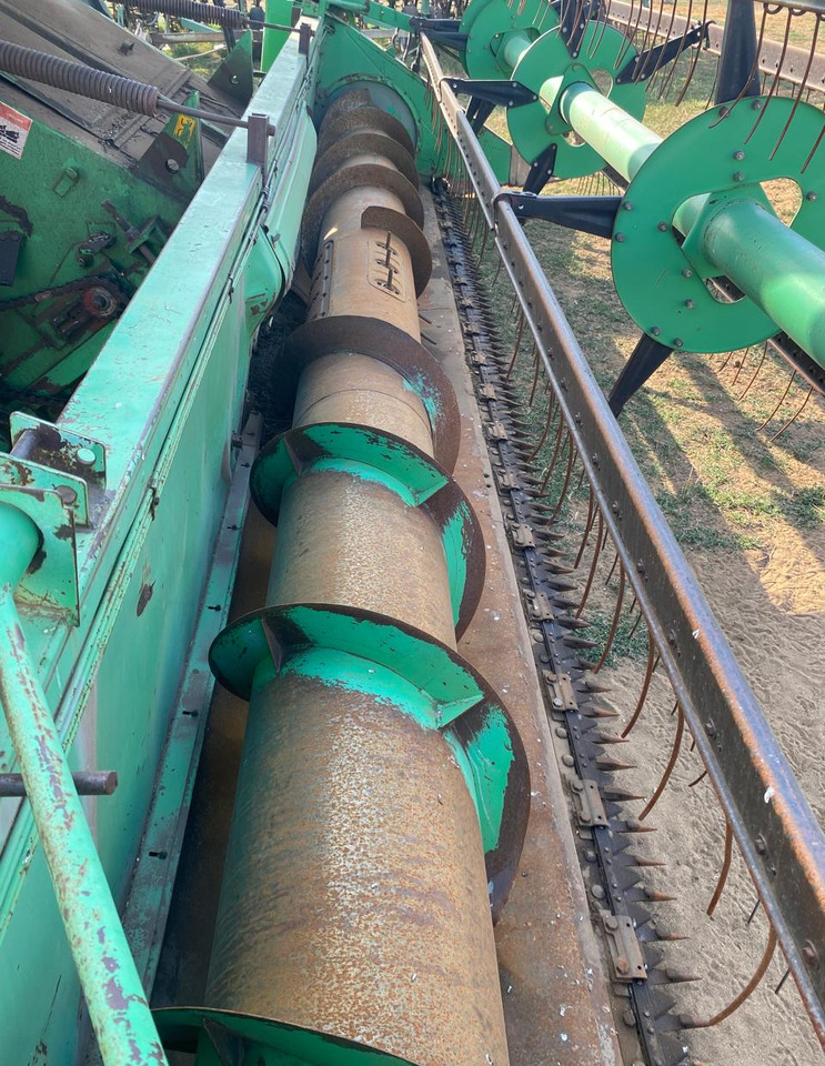 Комбайн Дон-1500 Б - Зерноуборочный комбайн: фото 2 Комбайн Дон-1500 Б - Зерноуборочный комбайн: фото 2