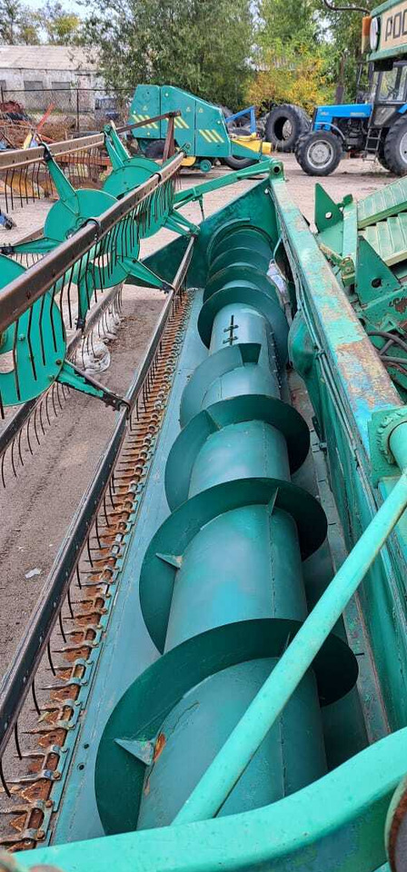 Зерноуборочный комбайн Комбайн Дон-1500 Б: фото 10