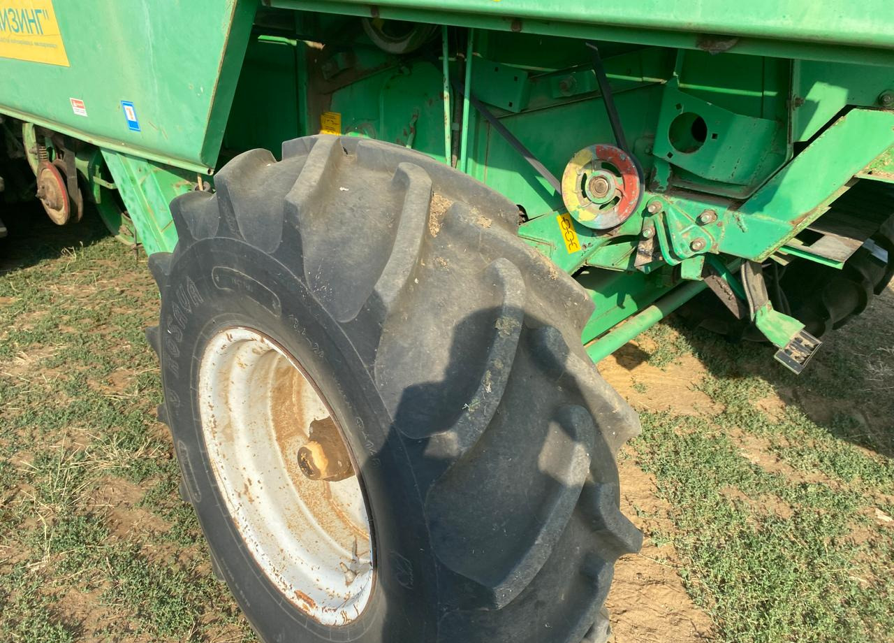 Комбайн Дон-1500 Б - Зерноуборочный комбайн: фото 3 Комбайн Дон-1500 Б - Зерноуборочный комбайн: фото 3