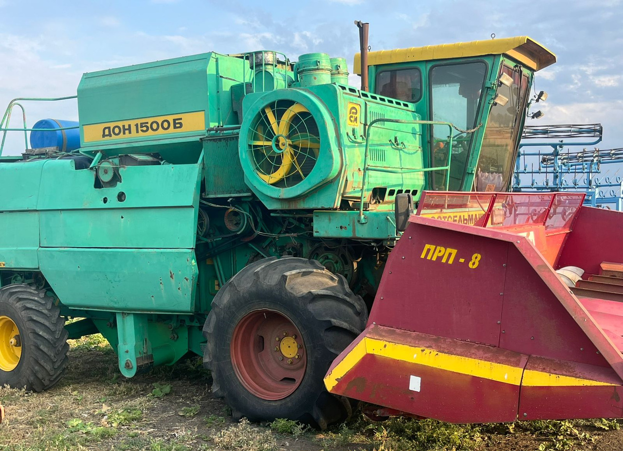 Комбайн Дон 1500 Б - Зерноуборочный комбайн: фото 3 Комбайн Дон 1500 Б - Зерноуборочный комбайн: фото 3