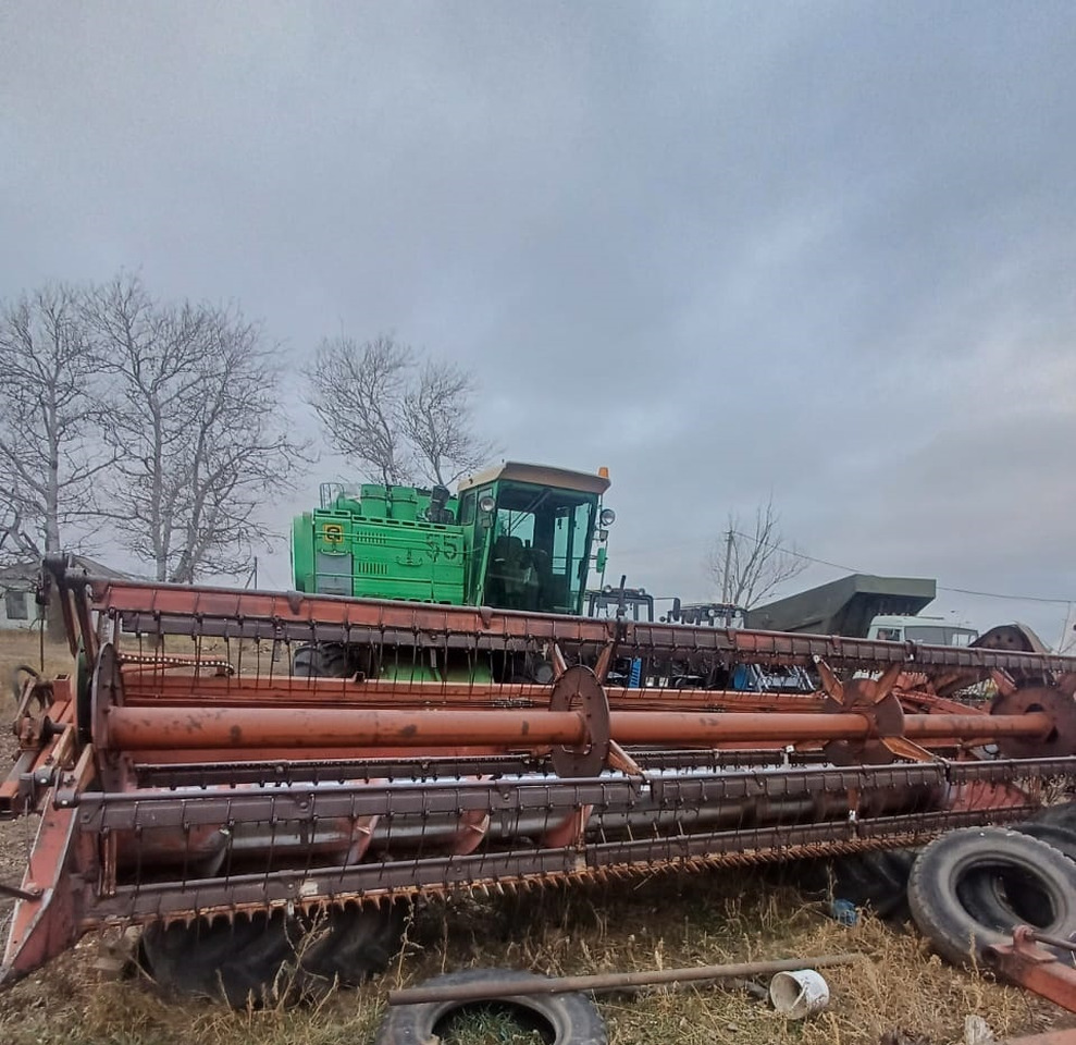 Комбайн Дон 1500Б - Зерноуборочный комбайн: фото 2 Комбайн Дон 1500Б - Зерноуборочный комбайн: фото 2