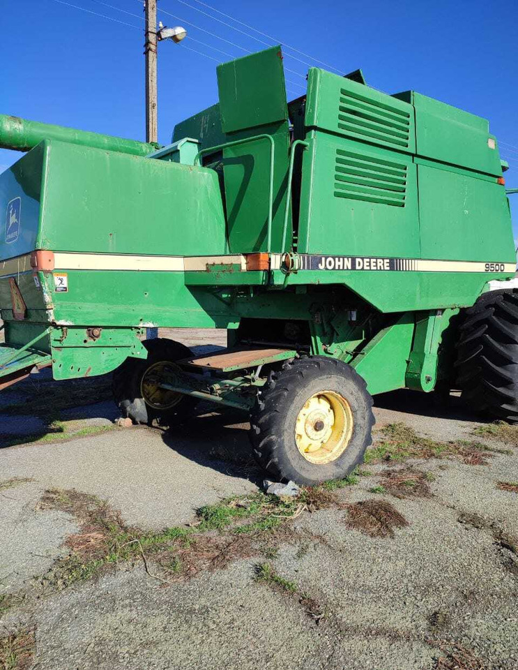 Комбайн John Deere 9500 - Кормоуборочный комбайн: фото 5 Комбайн John Deere 9500 - Кормоуборочный комбайн: фото 5