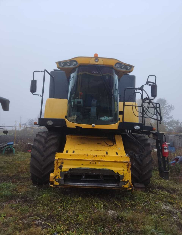 Комбайн New Holland СХ 6090 - Зерноуборочный комбайн: фото 3 Комбайн New Holland СХ 6090 - Зерноуборочный комбайн: фото 3