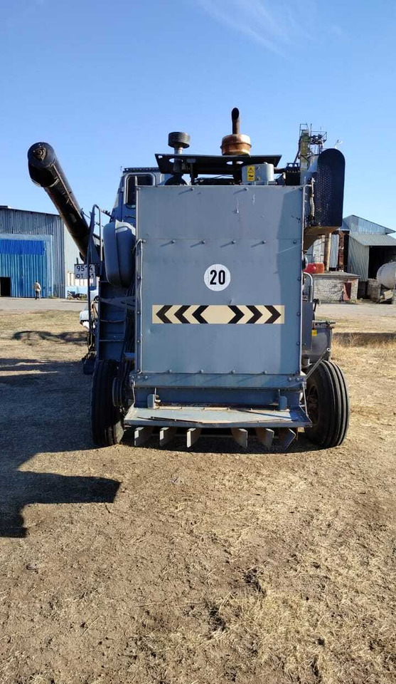 Комбайн Нива Эффект - Зерноуборочный комбайн: фото 4 Комбайн Нива Эффект - Зерноуборочный комбайн: фото 4