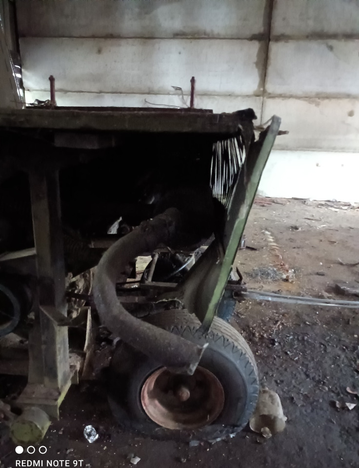 Кормоуборочной комбайн Е-281 Fortsсhritt - Кормоуборочный комбайн: фото 4 Кормоуборочной комбайн Е-281 Fortsсhritt - Кормоуборочный комбайн: фото 4