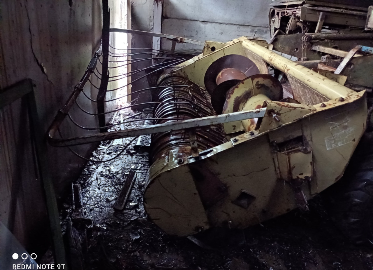 Кормоуборочной комбайн Е-281 Fortsсhritt - Кормоуборочный комбайн: фото 2 Кормоуборочной комбайн Е-281 Fortsсhritt - Кормоуборочный комбайн: фото 2