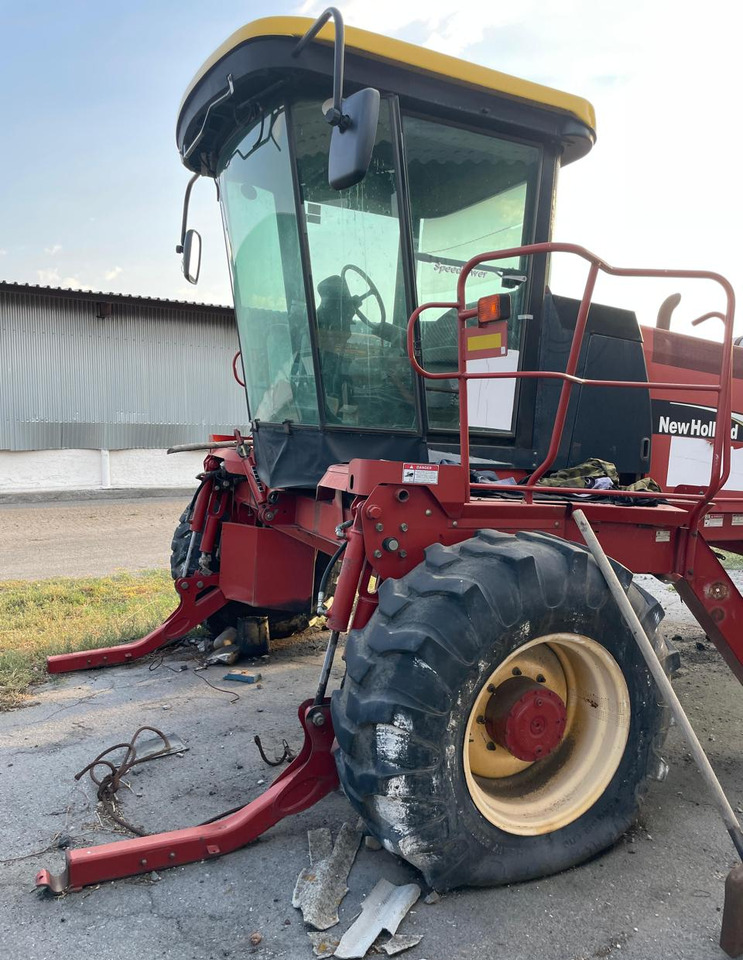 Косилка New Holland HW305 - Косилка: фото 3 Косилка New Holland HW305 - Косилка: фото 3