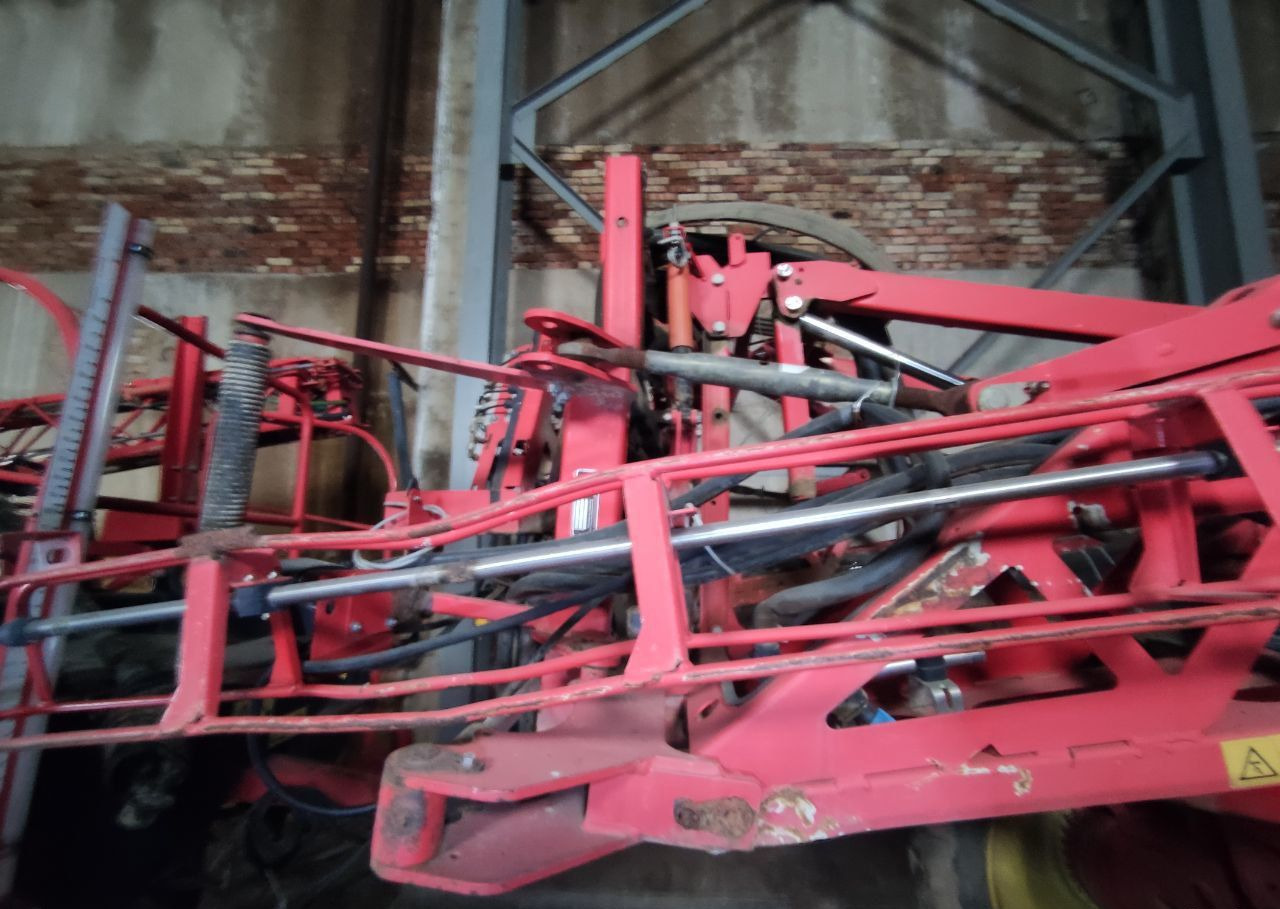 Прицепной опрыскиватель Kverneland Explorer A-28: фото 14 Прицепной опрыскиватель Kverneland Explorer A-28: фото 14