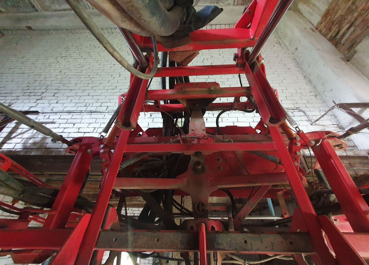 Прицепной опрыскиватель Kverneland Explorer A-28: фото 37 Прицепной опрыскиватель Kverneland Explorer A-28: фото 37