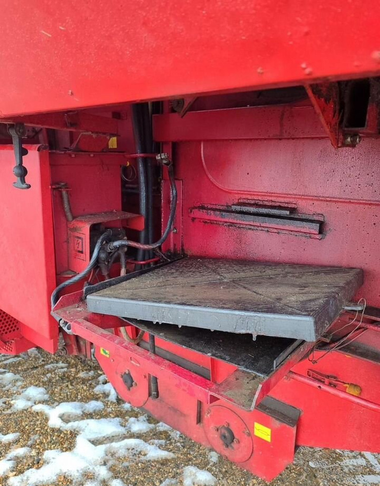 Зерноуборочный комбайн Лида 1300: фото 29 Зерноуборочный комбайн Лида 1300: фото 29