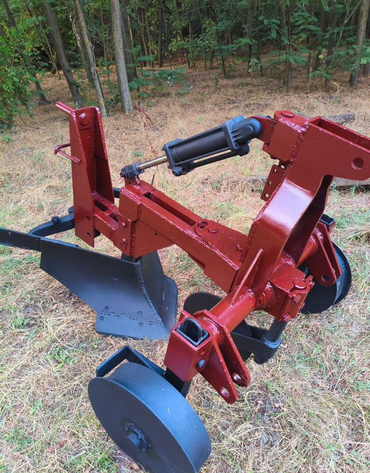 Лидсельмаш ПКЛ-70Д - Плуг: фото 1 Лидсельмаш ПКЛ-70Д - Плуг: фото 1