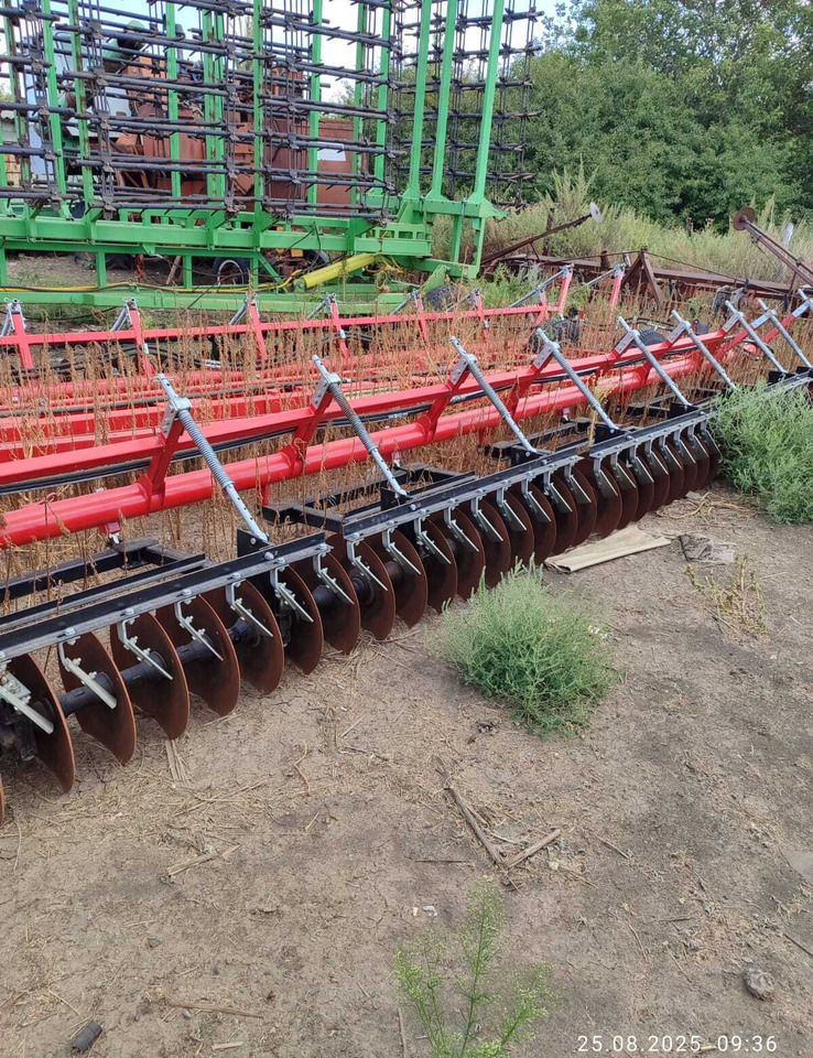 Лущильник ЛДГ-15 - Дисковая борона: фото 1