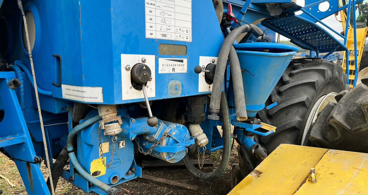 Самоходный опрыскиватель MATROT M44D140: фото 6