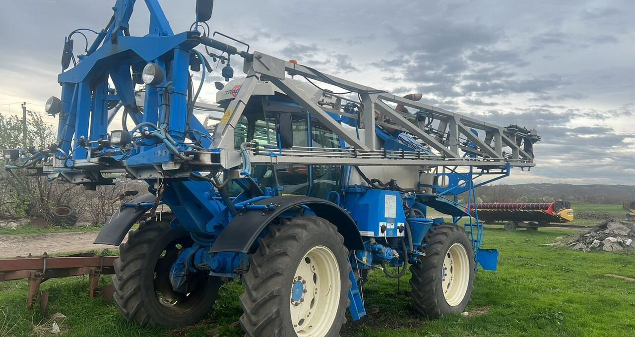 Самоходный опрыскиватель MATROT M44D140: фото 13