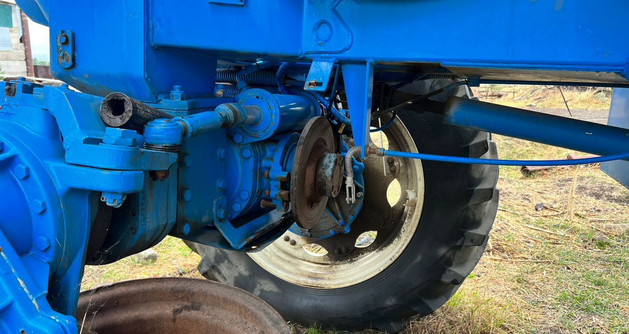 Самоходный опрыскиватель MATROT M44D140: фото 9