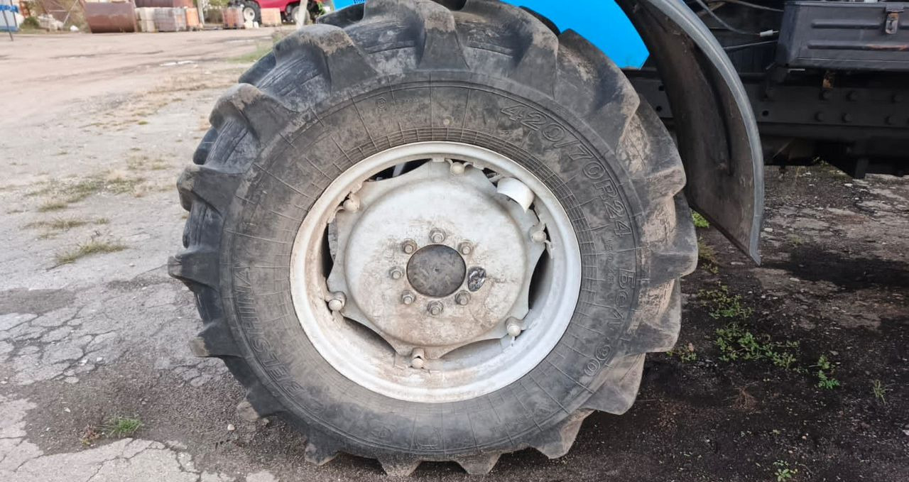 МТЗ (Беларус) 1221.3 - Трактор: фото 4 МТЗ (Беларус) 1221.3 - Трактор: фото 4