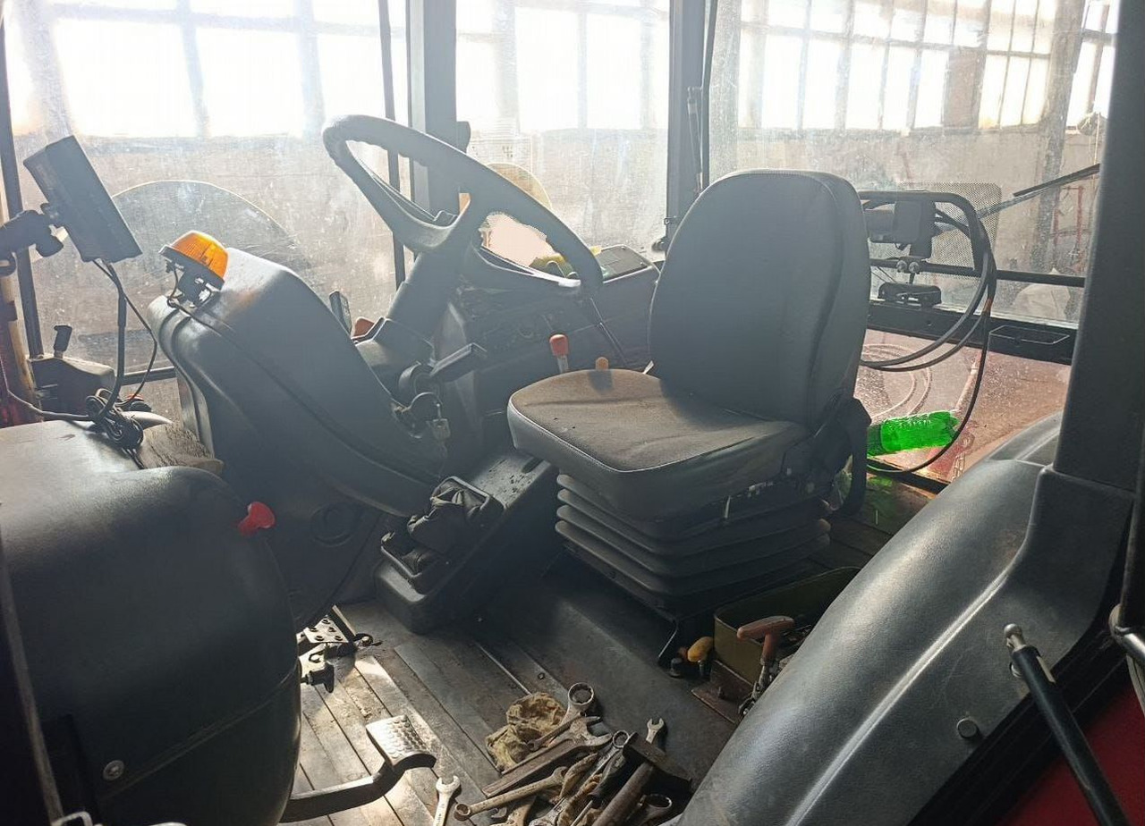 МТЗ (Беларус) 1523.3 - Трактор: фото 5 МТЗ (Беларус) 1523.3 - Трактор: фото 5