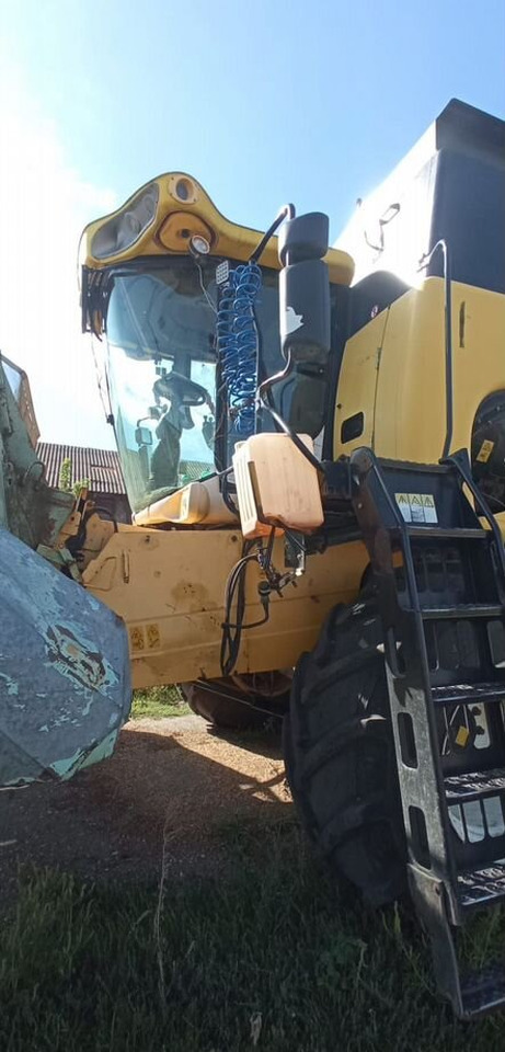 Зерноуборочный комбайн New Holland CS660: фото 24