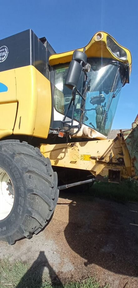 Зерноуборочный комбайн New Holland CS660: фото 26