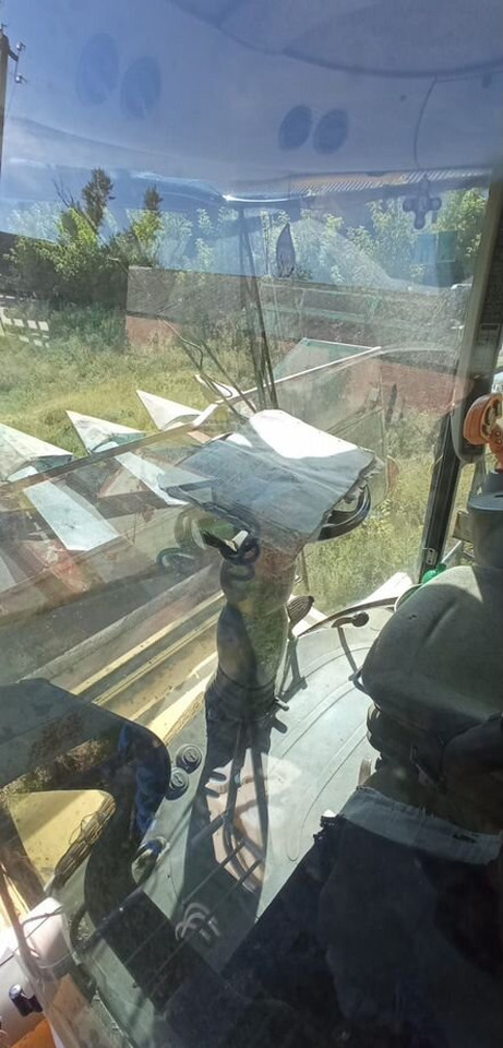 Зерноуборочный комбайн New Holland CS660: фото 21