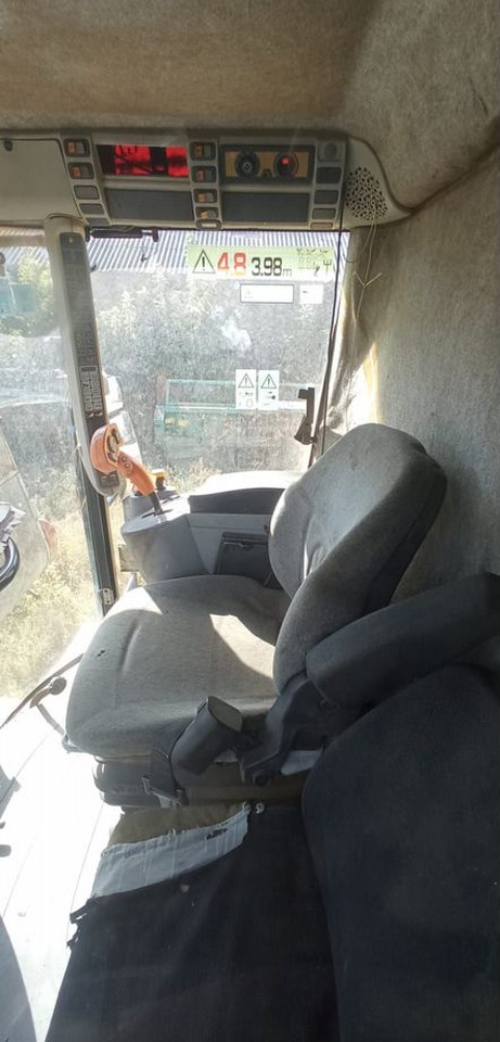 Зерноуборочный комбайн New Holland CS660: фото 22