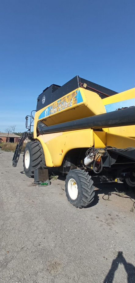 Зерноуборочный комбайн New Holland CS660: фото 11