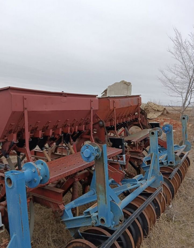 Омсельмаш КСКП-2,1х5 - Посевной комплекс: фото 4 Омсельмаш КСКП-2,1х5 - Посевной комплекс: фото 4