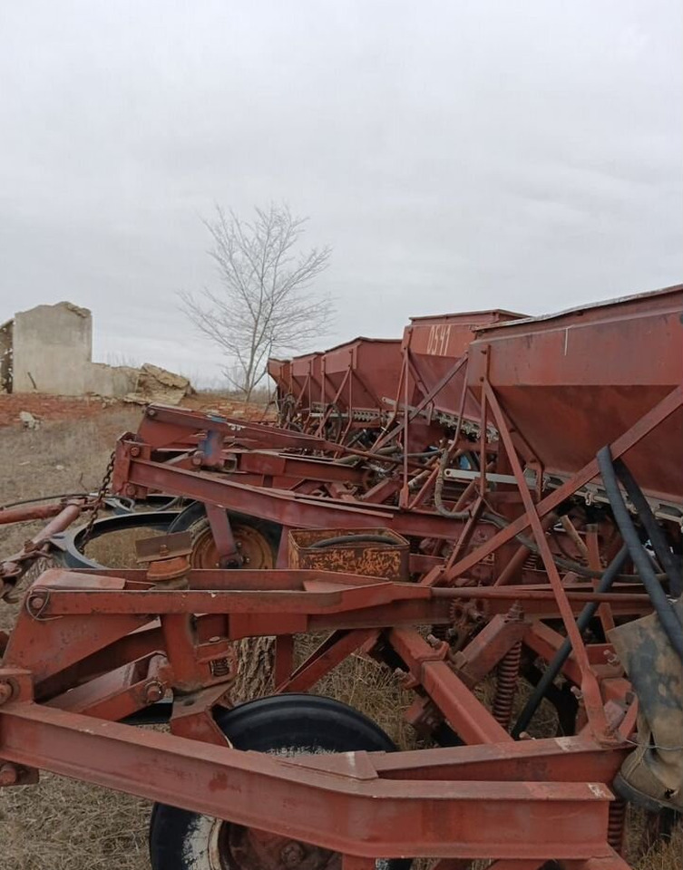 Омсельмаш КСКП-2,1х5 - Посевной комплекс: фото 2 Омсельмаш КСКП-2,1х5 - Посевной комплекс: фото 2