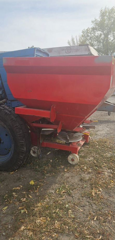 Разбрасыватель удобрений Оптсельмаш Фермер 900: фото 16