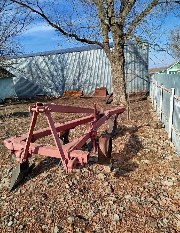 Плуг ПЛН-4-35 - Плуг: фото 2 Плуг ПЛН-4-35 - Плуг: фото 2