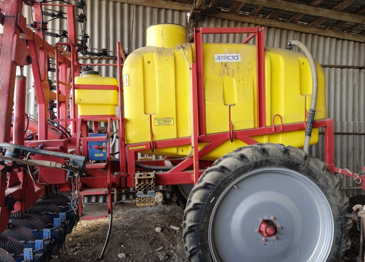 Техника для внесения удобрений Подкормщик ПЖУ 3000 Агристо: фото 8