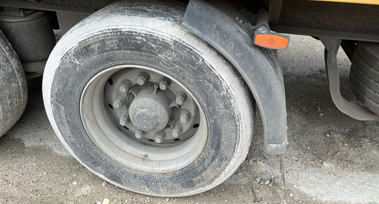 Самосвальный полуприцеп Полуприцеп зерновоз Тонар 99892: фото 9