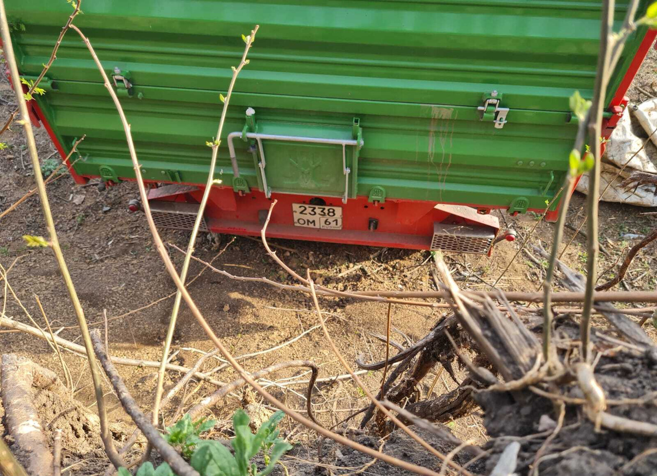 Прицеп на трактор PRONAR T663/2 - Сельскохозяйственный прицеп-самосвал: фото 3 Прицеп на трактор PRONAR T663/2 - Сельскохозяйственный прицеп-самосвал: фото 3