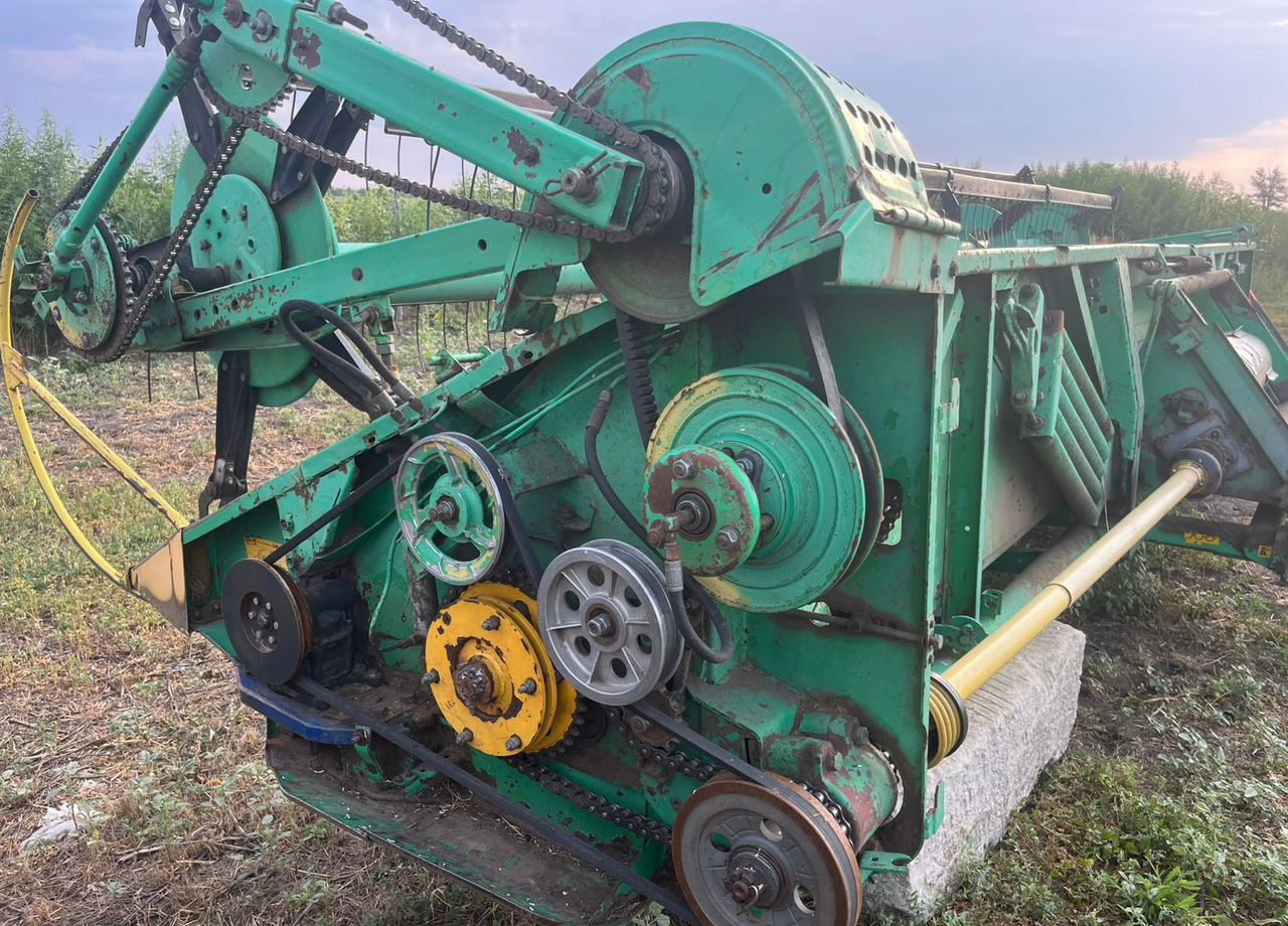 Зерноуборочный комбайн Ростсельмаш Дон 1500Б: фото 6