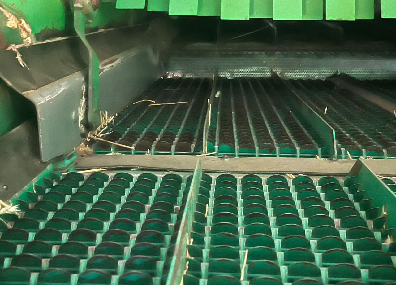 Зерноуборочный комбайн Ростсельмаш Дон 1500Б: фото 12