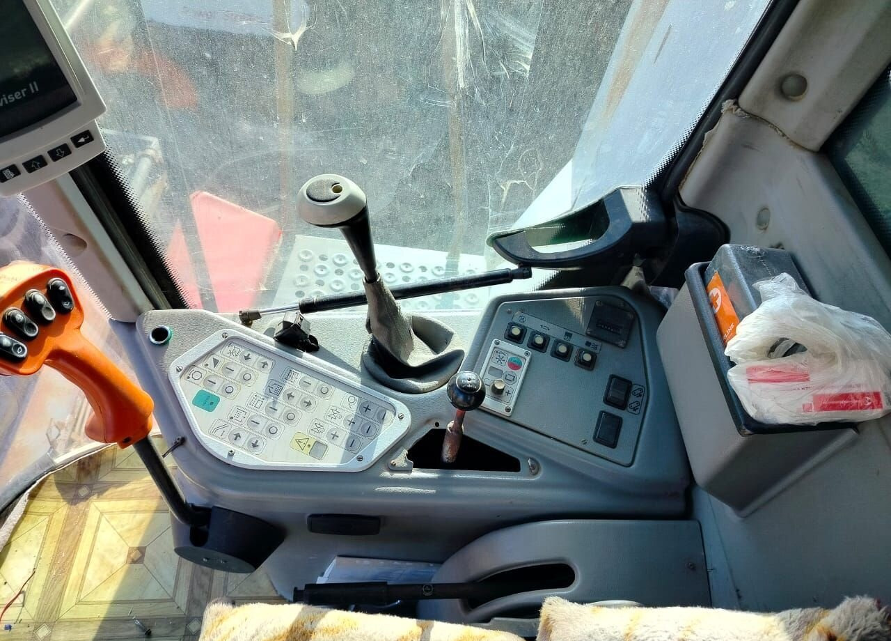 Зерноуборочный комбайн Ростсельмаш РСМ-101 Вектор: фото 15