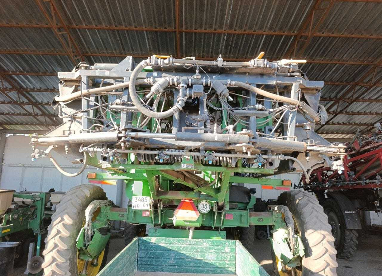 Самоходный опрыскиватель John Deere 4930 - Самоходный опрыскиватель: фото 4 Самоходный опрыскиватель John Deere 4930 - Самоходный опрыскиватель: фото 4
