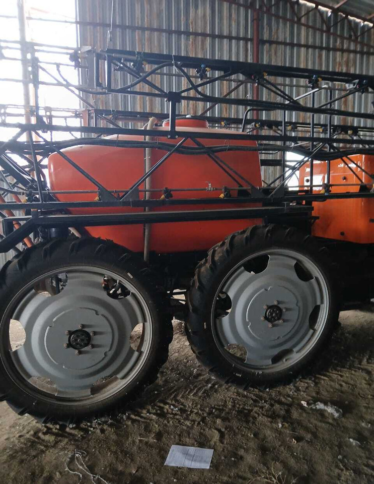 Самоходный опрыскиватель Туман-3 - Самоходный опрыскиватель: фото 3 Самоходный опрыскиватель Туман-3 - Самоходный опрыскиватель: фото 3