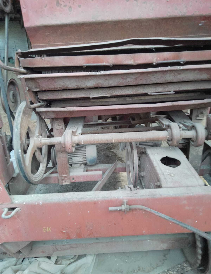 Самопередвижная машина вторичной очистки семян МС-4.5 - Зерноочистительная машина: фото 3 Самопередвижная машина вторичной очистки семян МС-4.5 - Зерноочистительная машина: фото 3