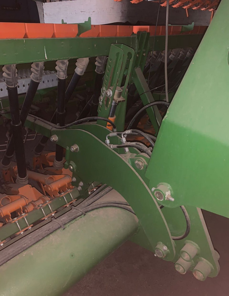 Сеялка Amazone D9 6000-TC - Сеялка: фото 5 Сеялка Amazone D9 6000-TC - Сеялка: фото 5